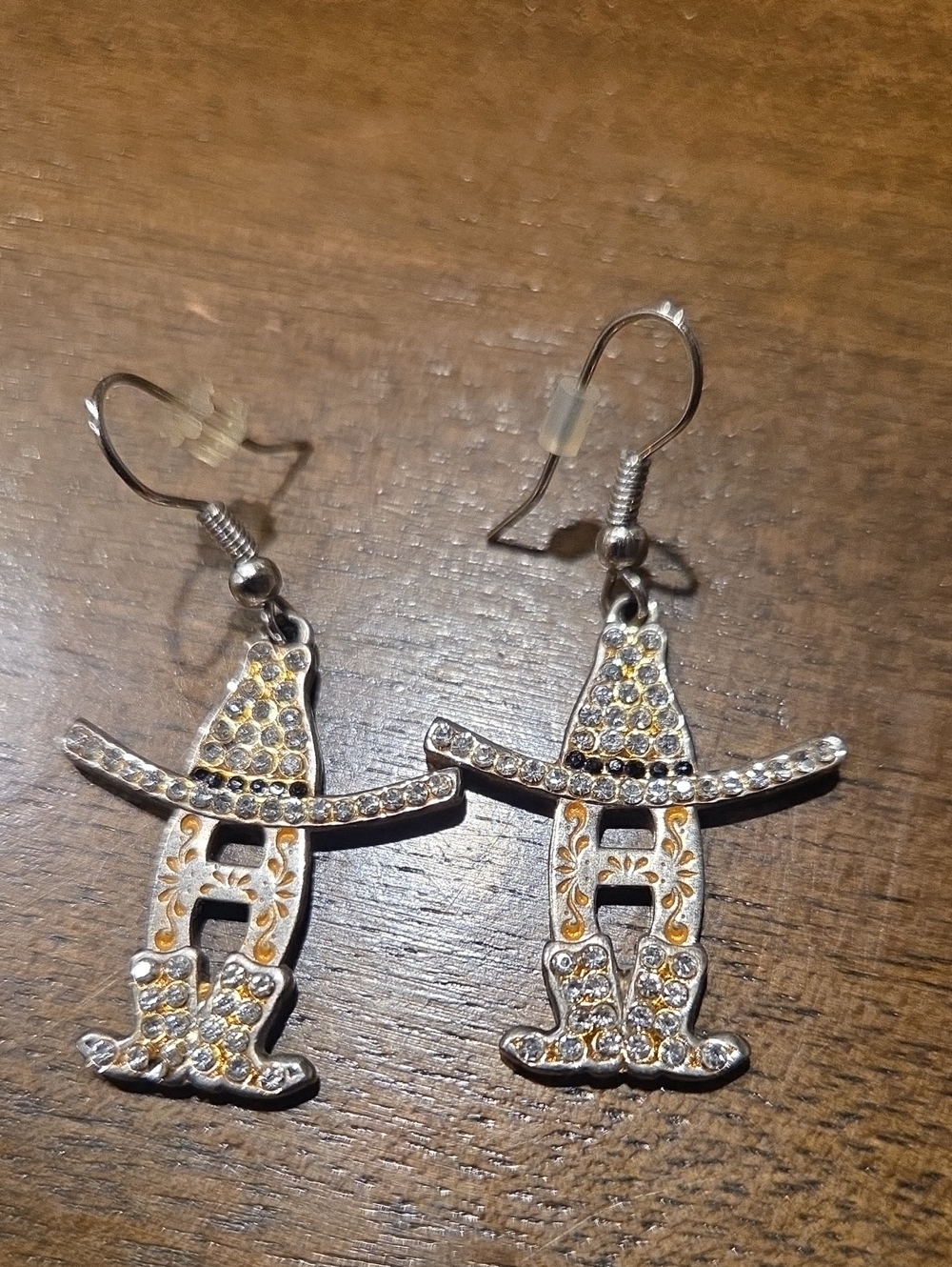 "H" WESTERN EARRINGS - Picture 1 of 2